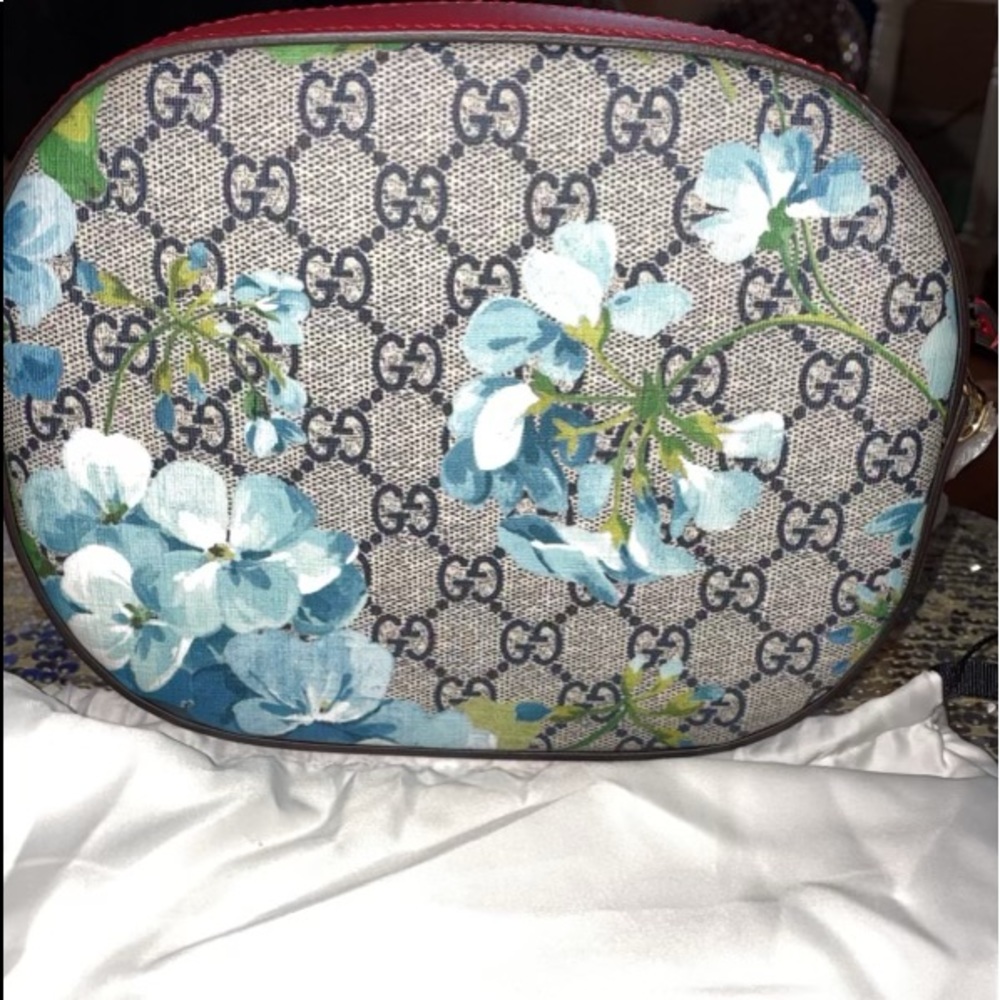 Gucci Blue Hibiscus Monogram GG ♥️